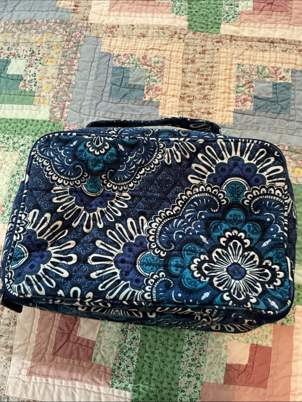 Vera Bradley Blue Floral Quilted Travel Organizer